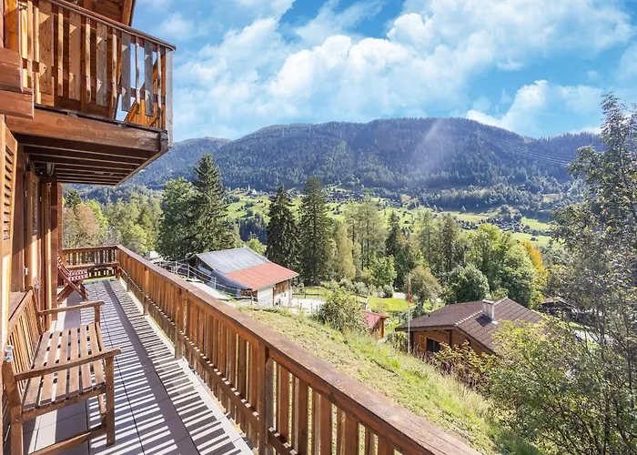 8p In The Mountains Near Area بيت للعطل فيش