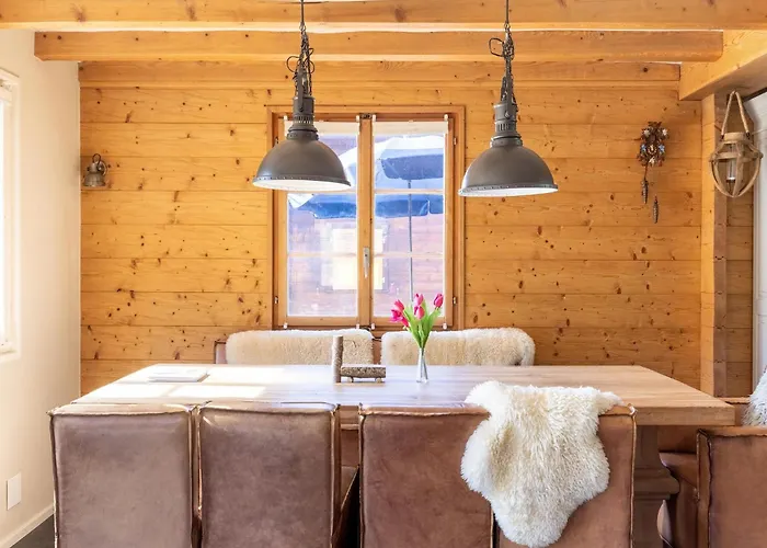 8p In The Mountains Near Area فيش