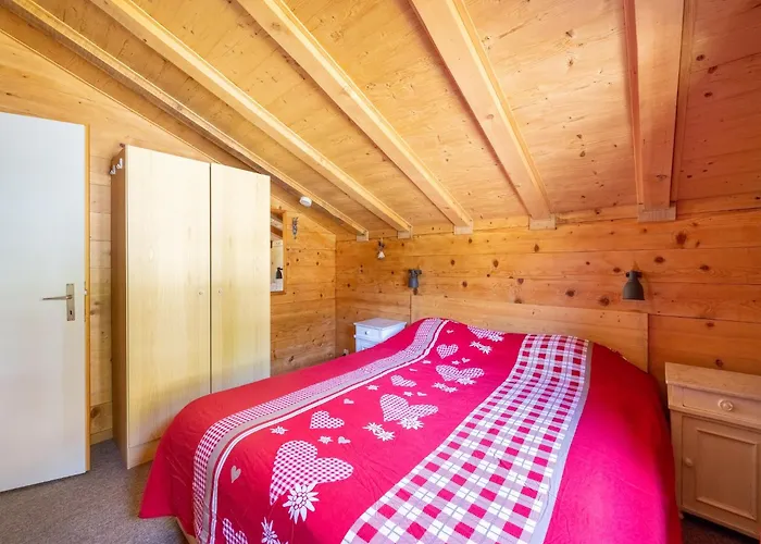 8p In The Mountains Near Area فيش