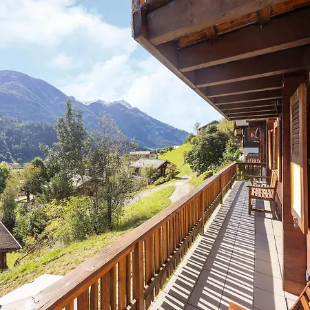 8p In The Mountains Near Area Holiday home *